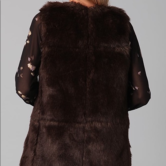 Club Monaco Baylee Faux Fur Vest - Picture 3 of 9